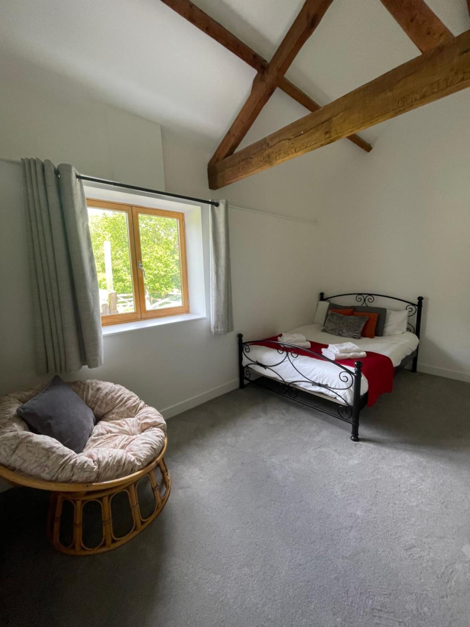 Brick Barn Villa Halstead  Buitenkant foto